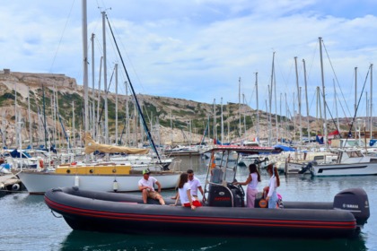 Location Semi-rigide CAPELLI Tempest 900 Marseille