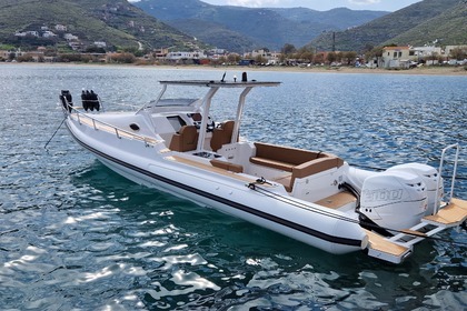 Ενοικίαση Φουσκωτό Storm 900 cabin Lavrio Port