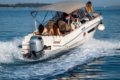 Czarter Łódź motorowa Atlantic Marine Suncruiser 690 Pula