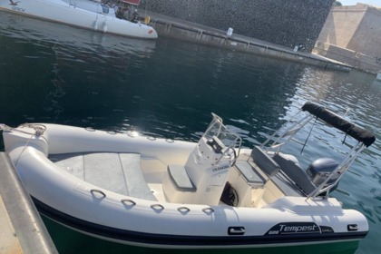 Rental RIB CAPELLI TEMPEST 570 Marseille