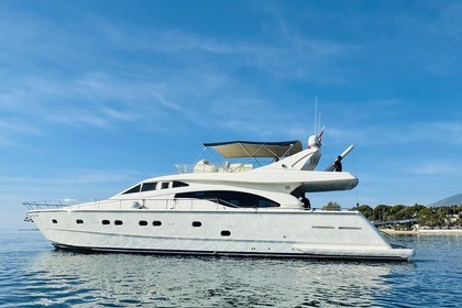 Alquiler Yate a motor Ferreti 70 Marbella