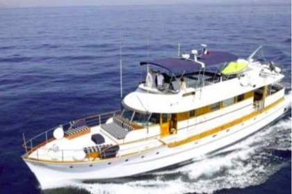Charter Motor yacht Trumpy 72’ Genoa