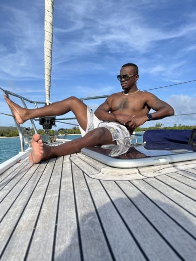 Διαμέρισμα Λε Μαρέν Sailboat Dehler 47 alt tag text