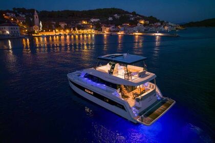Charter Motorboat Fountaine Pajot MY.6 Le Marin