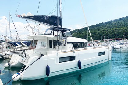 Location Catamaran LAGOON 40 Split