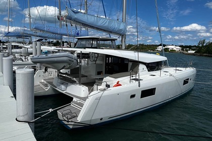Rental Catamaran Lagoon-Bénéteau Lagoon 42 - 4 + 2 cab. Marsh Harbour