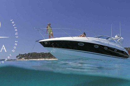Hire Motorboat Fairline Targa 40 United Kingdom