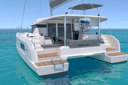 Hire Catamaran  Lagoon 38 Cugnana Verde