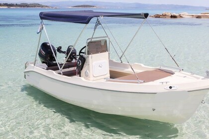 Charter Motorboat Assos 4.40 Palaiokastritsa