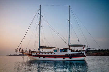 Charter Gulet Muharrem Ercan Caicco Turco Isola Rossa