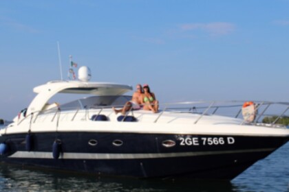 Rental Motorboat blu martin suntop 1350 Torrevieja