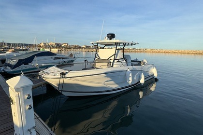 Rental Motorboat Janneau Cap camarat 9.0cc Frontignan