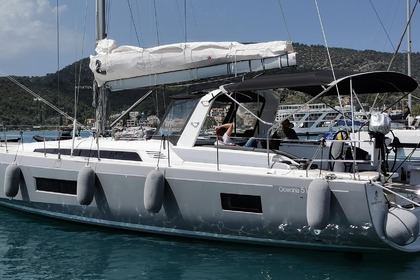 Alquiler Velero Bénéteau Oceanis 51.1 - 5 + 1 cab. Alimos