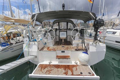 Czarter Jacht żaglowy Bavaria Yachtbau Bavaria C38 Palma de Mallorca