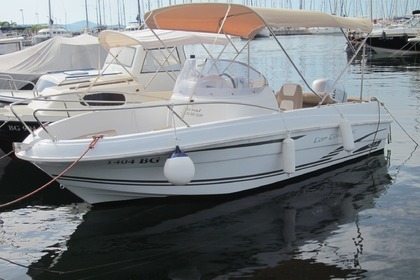 Charter Motorboat JEANNEAU CAP CAMARAT 5.5 Style Biograd na Moru