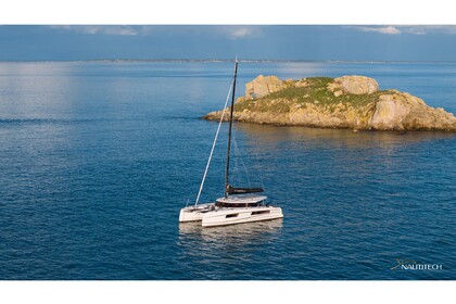 Location Catamaran  Nautitech 48 Open Cogolin