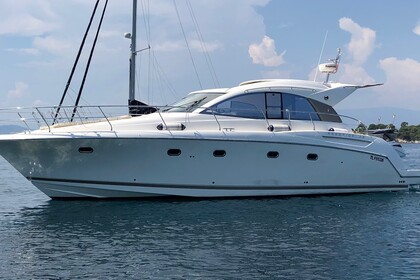 Charter Motorboat Jeanneau Prestige 42 S Fréjus