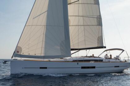 Hire Sailboat DUFOUR 520 GL Athens