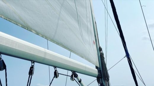 Mataró Sailboat Bavaria 36 cruiser alt tag text