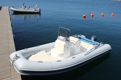 Noleggio Gommone PARABELLUM HUNTER 18 Arbatax