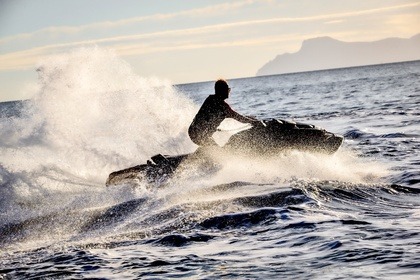 Noleggio Moto d'acqua Seadoo RXT 300 X-RS 2023 - BLACK & CARBON Port Adriano