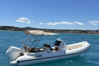 Location Semi-rigide Zodiac Medline 6.8 Antibes