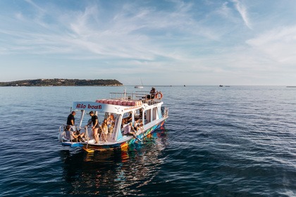 Rental Motorboat 1970 GLASSBOAT Fažana
