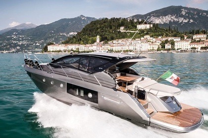 Aluguel Iate Cranchi M44 Ht Saint-Tropez