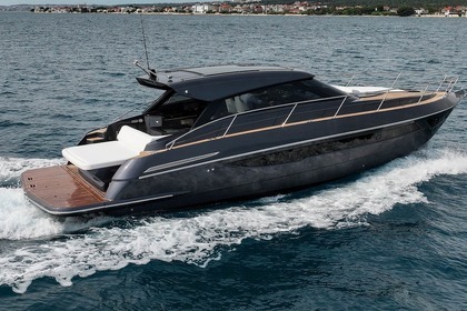 Aluguel Lancha Focus Motor Yachts B.V. Focus Power 44 Hard Top Sukošan