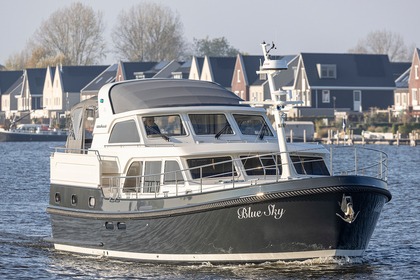 Charter Motorboat Linssen Grand sturdy 480 Sneek