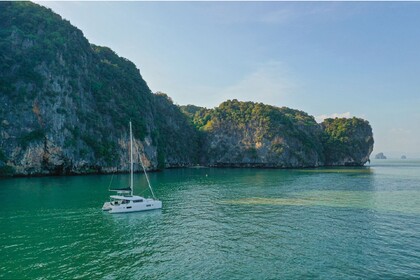 Location Catamaran  Lagoon 42 Furnari