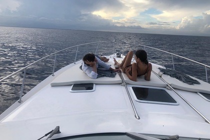 Alquiler Lancha Sea Ray SUNDANCER 45' Playa del Carmen