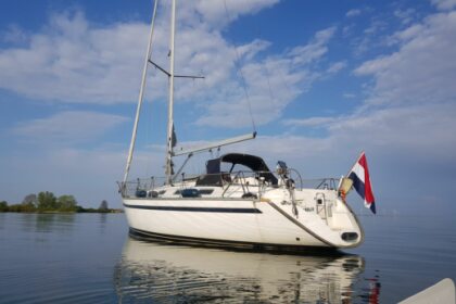 Charter Sailboat Bavaria 35 Nagele