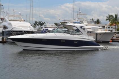 Charter Motorboat Doral 2010 Puerto Vallarta