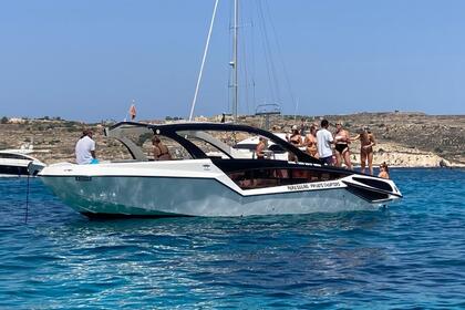 Charter Motorboat Para 36s - 4 hours ( half day) Malta