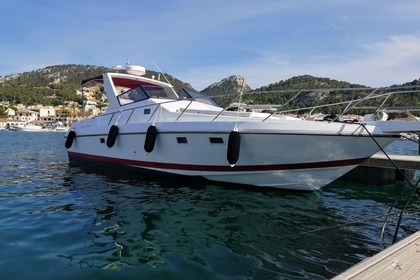 Hire Motorboat Guy Couach Sport 1000 Port d'Andratx