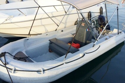 Charter Boat without licence Funyak funyak 6cv avec volant Belvédère-Campomoro