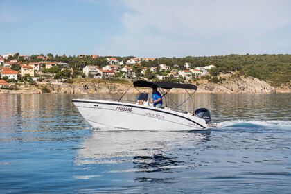 Hire Motorboat Orizzonti Nautilus 670 Šilo