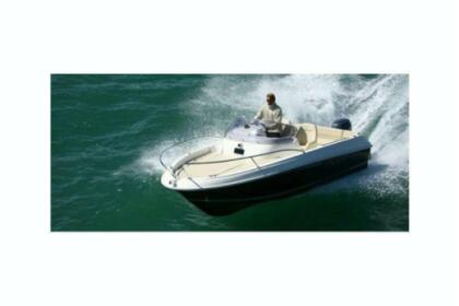 Rental Motorboat Jeanneau CAP CAMARAT OPEN 5.55 Six-Fours-les-Plages