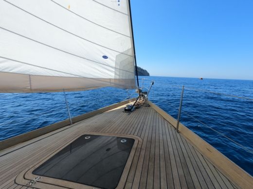 Saint-Cyr-sur-Mer Sailboat Dick Carter (architecte) Monoquille alt tag text