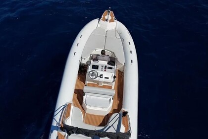 Hire Motorboat Marlin 790 Fb Split