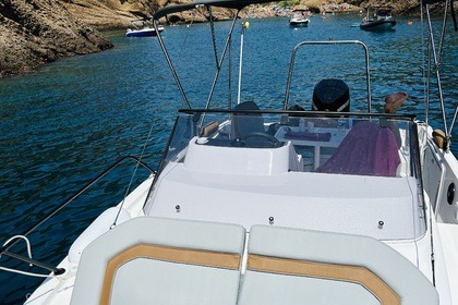 Rental Motorboat Beneteau Flyer 8 Sundeck Sanary-sur-Mer