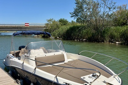 Location Bateau à moteur Quicksilver Activ 675 Sundeck Carnon