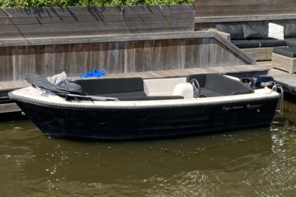 Verhuur Motorboot Lago Amore 470 XL Leiden