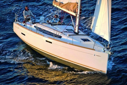 Charter Sailboat  Sun Odyssey 389 Nieuwpoort