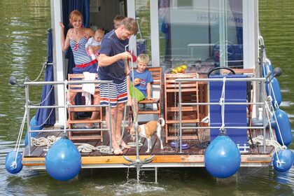 Hyra båt Husbåt Febomobil 990 (ZEU) Zeuthen