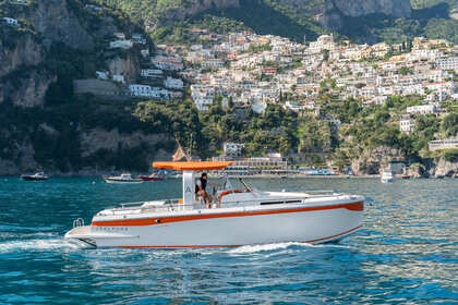 Charter Motorboat ITALYURE 35 Capri