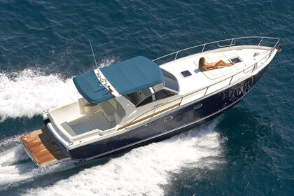Charter Motorboat Gagliotta Gagliardo 37 Naples